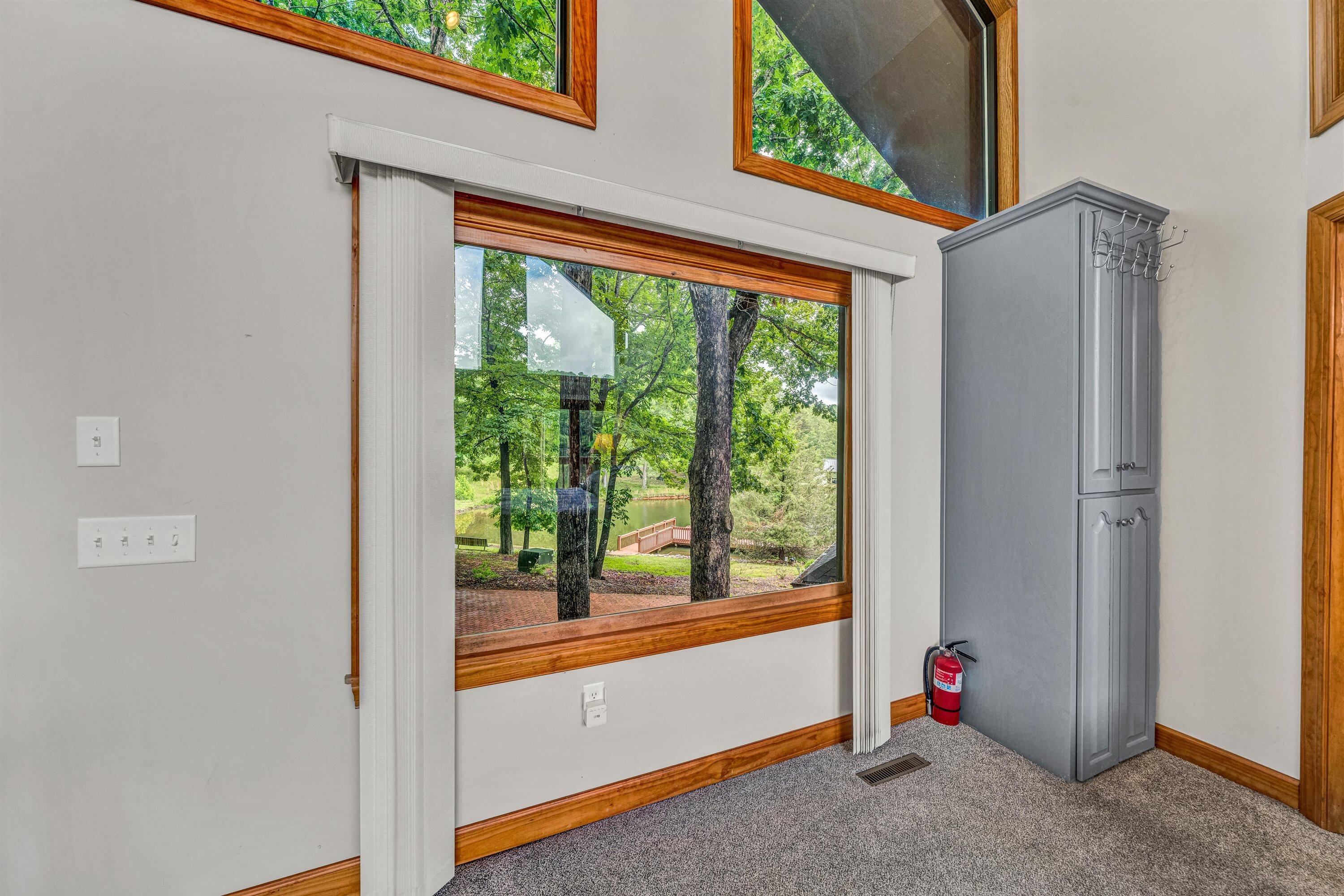 510 Crestview Road Wirtz, VA 24184 - Photo 25 of 50 25-DSC00253