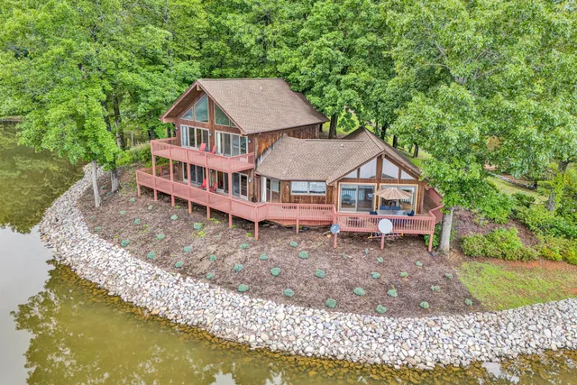 $799,000 | 510 Crestview Road, Wirtz, VA 24184