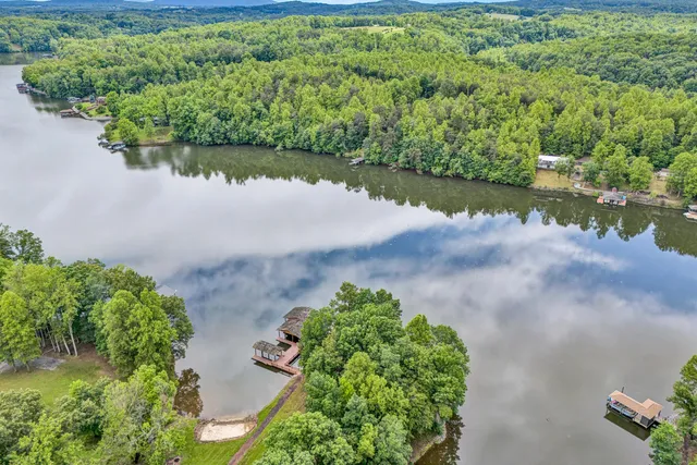 $799,000 | 510 Crestview Road, Wirtz, VA 24184