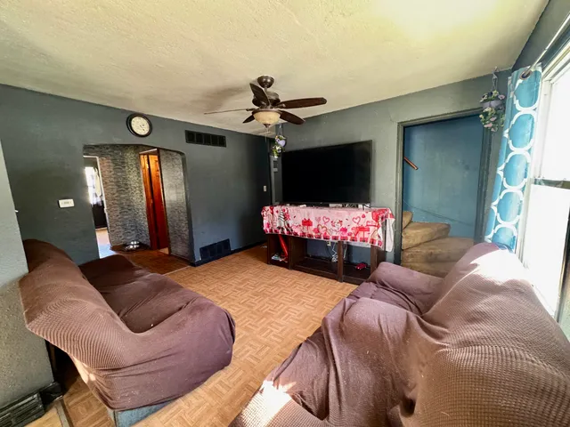 $165,000 | 7133 Kentucky Avenue, Hammond, IN 46323