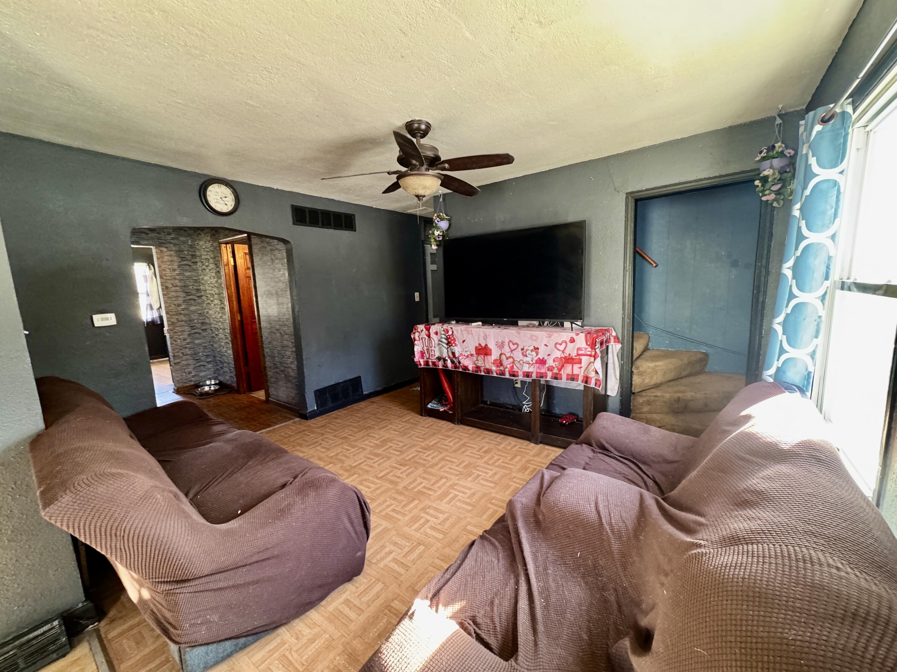 7133 Kentucky Avenue Hammond, IN 46323 - Photo 12 of 27 3000x2250