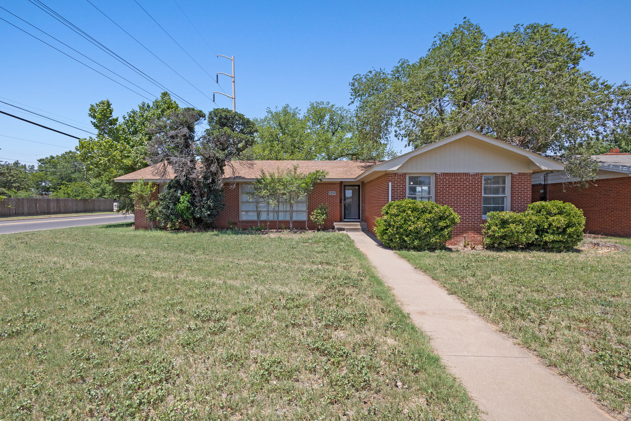 2826 58th Street Lubbock, TX 79413 - Photo 1 of 57 IMG_8974
