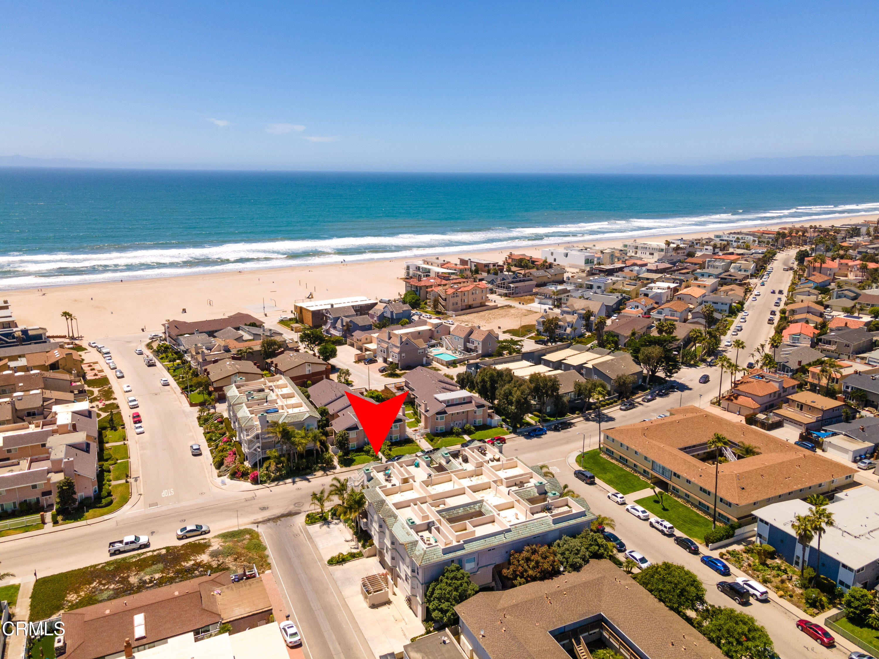 1316 Mandalay Beach Road Oxnard, CA 93035 - Photo 2 of 33 view of city and ocean