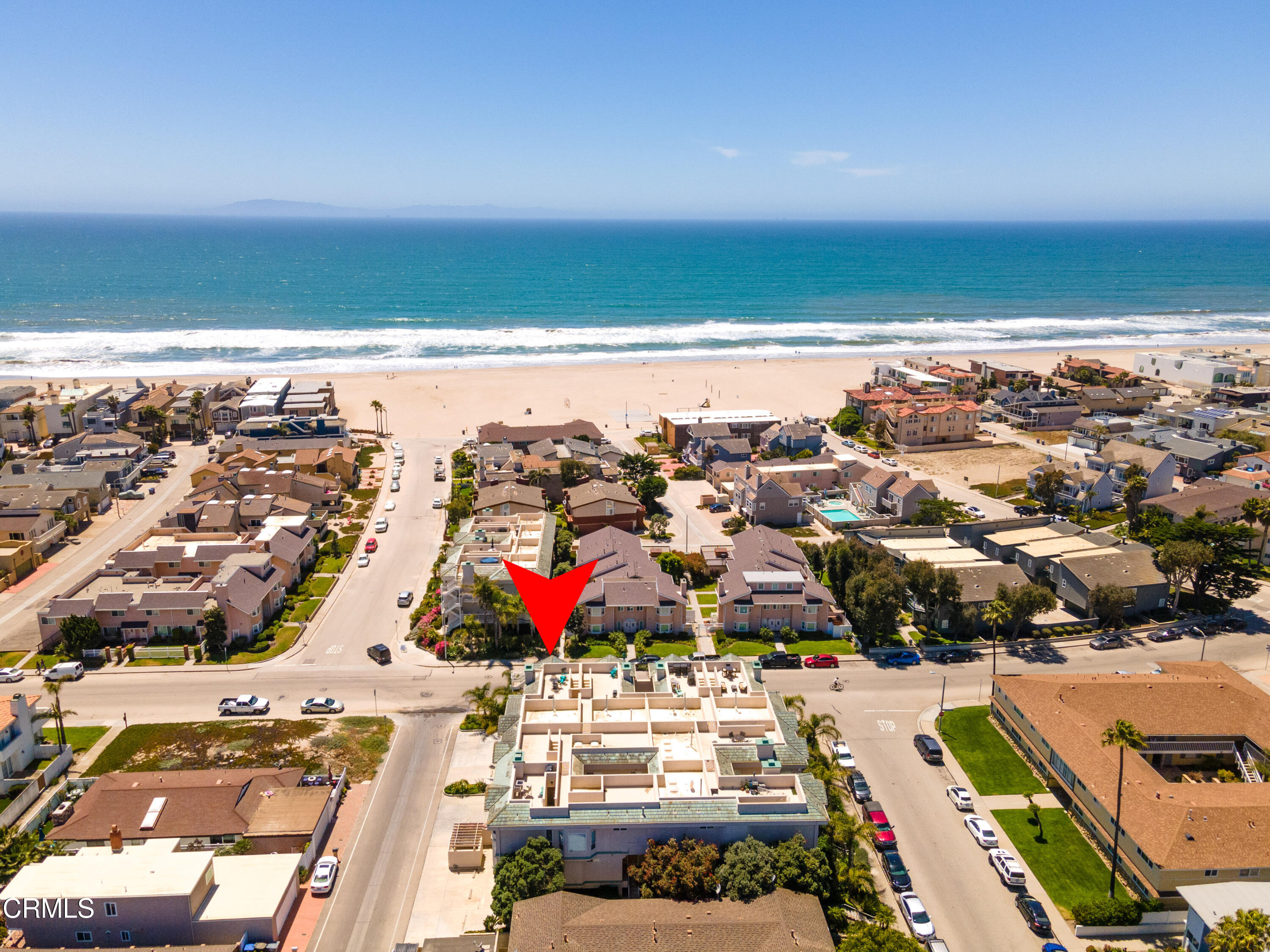 1316 Mandalay Beach Road Oxnard, CA 93035 - Photo 5 of 33 a view of a city