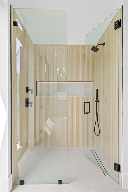 1717 Northeast 17th Terrace Fort Lauderdale, FL 33305 - Photo 34 of 40 a bathroom with a shower