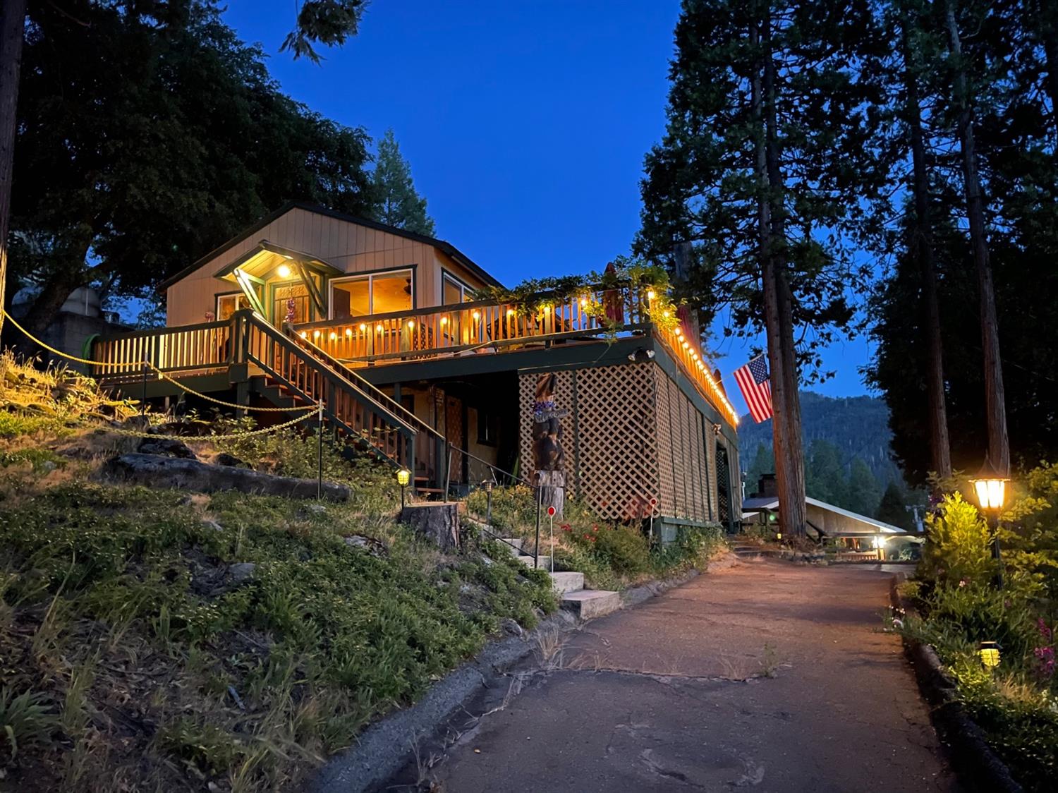 53696 Acorn Road Bass Lake, CA 93604 - Photo 14 of 69 Gallery Image 14