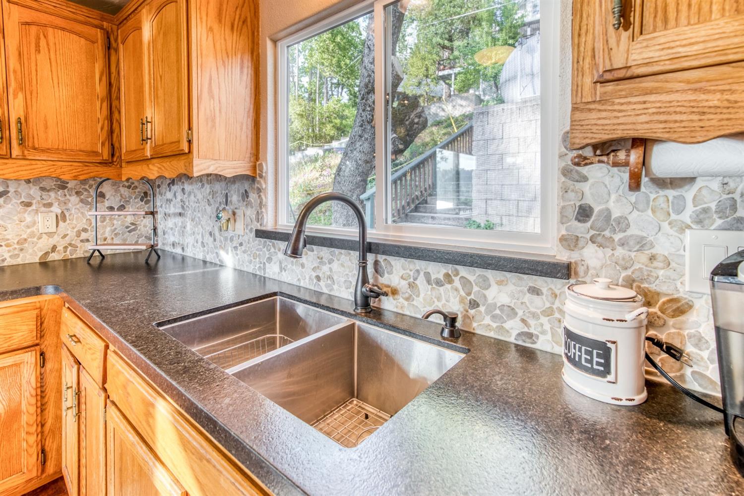 53696 Acorn Road Bass Lake, CA 93604 - Photo 19 of 69 Gallery Image 19