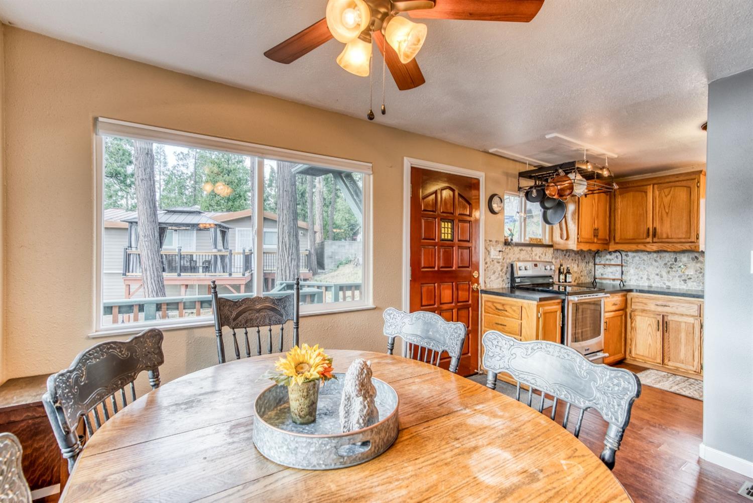 53696 Acorn Road Bass Lake, CA 93604 - Photo 23 of 69 Gallery Image 23
