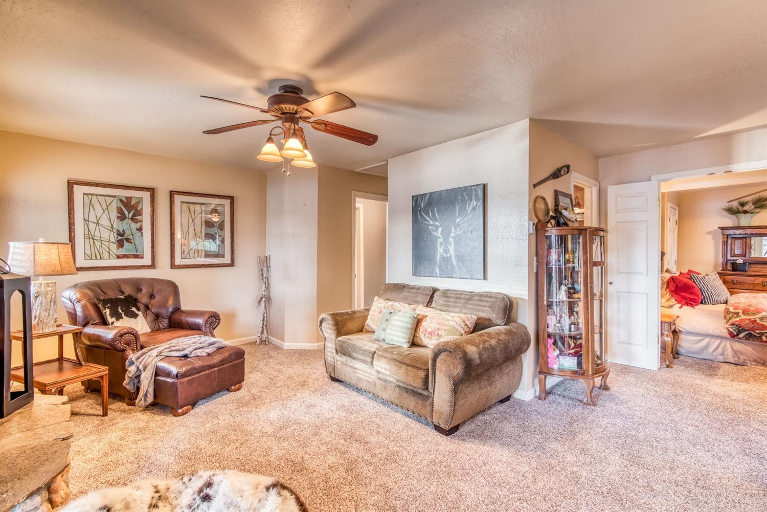 53696 Acorn Road Bass Lake, CA 93604 - Photo 34 of 69 Gallery Image 34