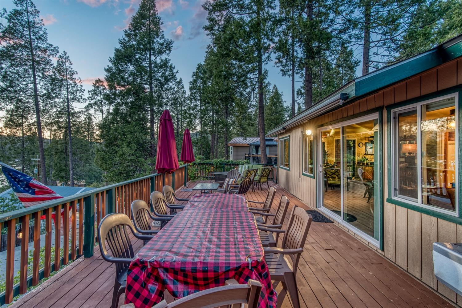 53696 Acorn Road Bass Lake, CA 93604 - Photo 6 of 69 Gallery Image 6
