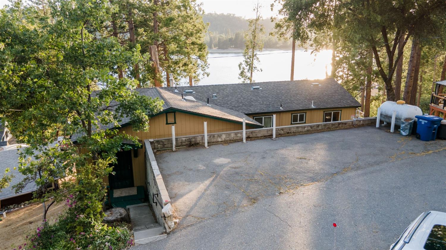 53696 Acorn Road Bass Lake, CA 93604 - Photo 65 of 69 Gallery Image 65