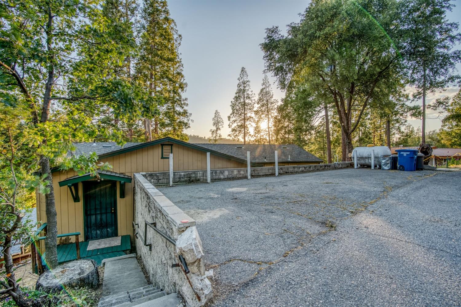53696 Acorn Road Bass Lake, CA 93604 - Photo 66 of 69 Gallery Image 66