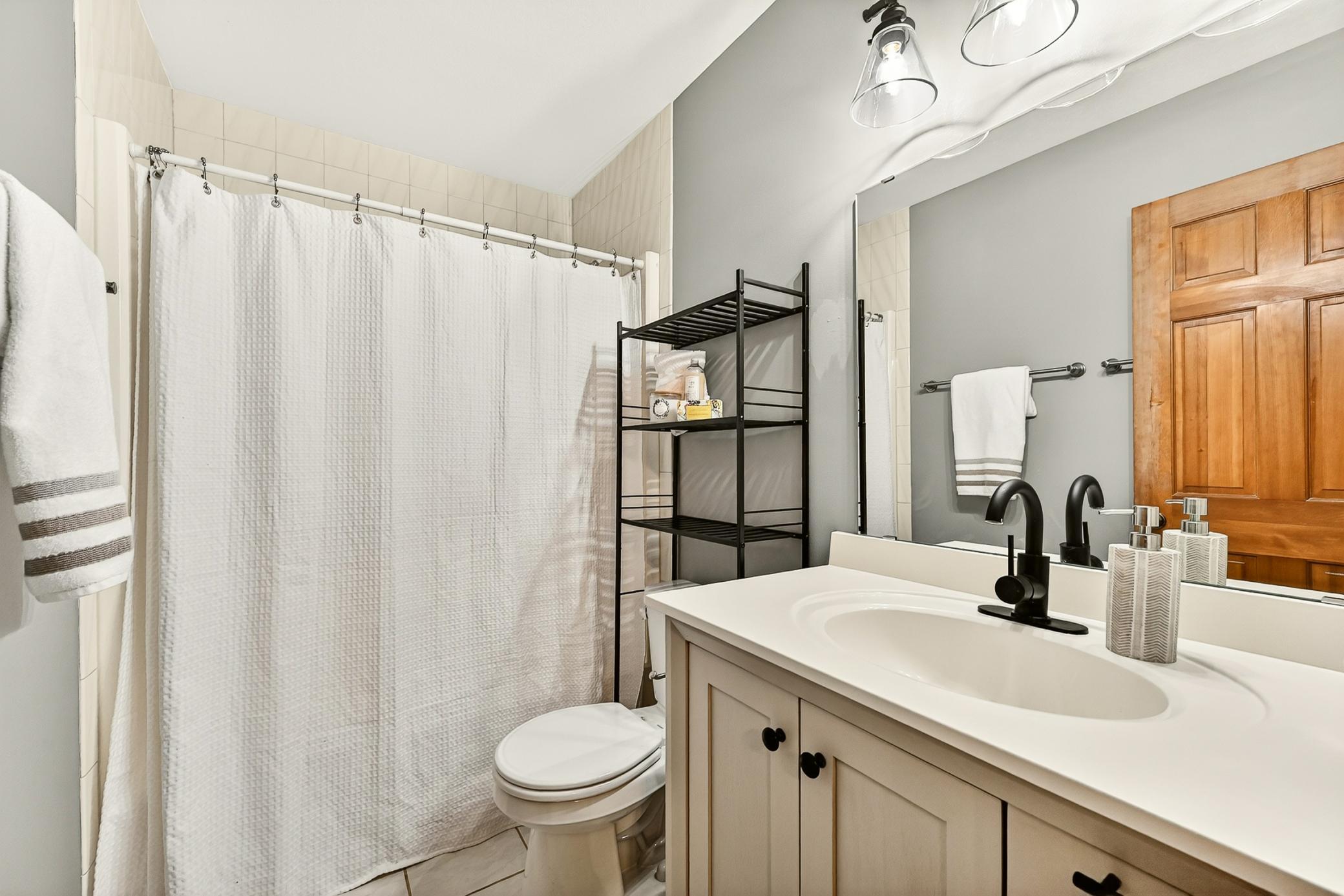 1101 Northway Lane Northeast Rochester, MN 55906 - Photo 23 of 48