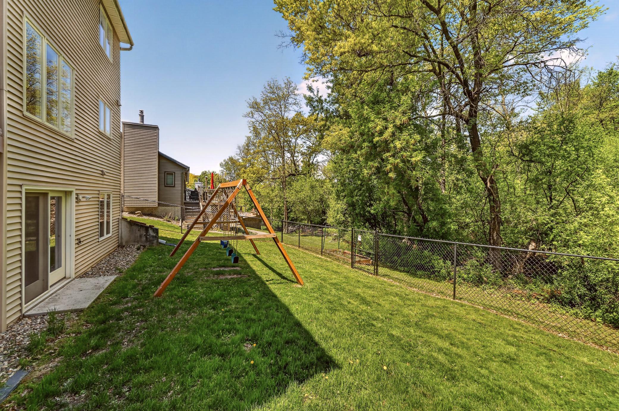 1101 Northway Lane Northeast Rochester, MN 55906 - Photo 37 of 48