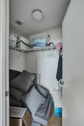 $659,000 | 999 Southwest 1st Avenue, Unit 1807, Miami, FL 33130