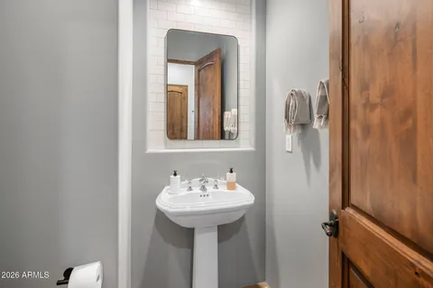 $2,695,000 | 8184 East Wingspan Way, Scottsdale, AZ 85255