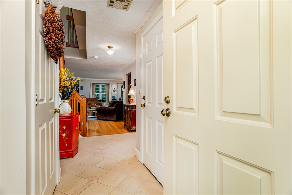 923 Ridgefield Circle, Unit 923C Clinton, MA 01510 - Photo 2 of 35