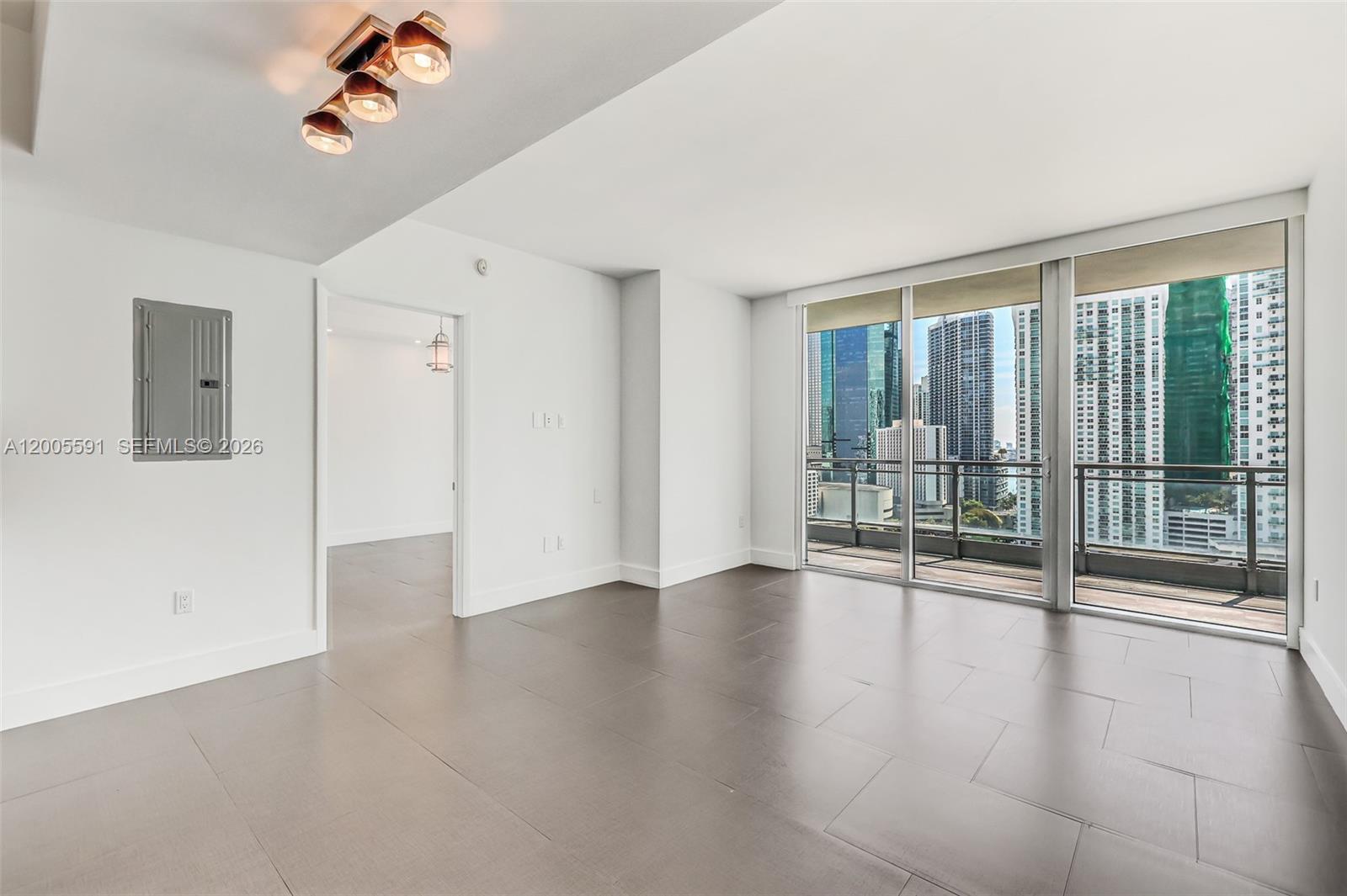 92 Southwest 3rd Street, Unit 2212 Miami, FL 33130 - Photo 12 of 50
