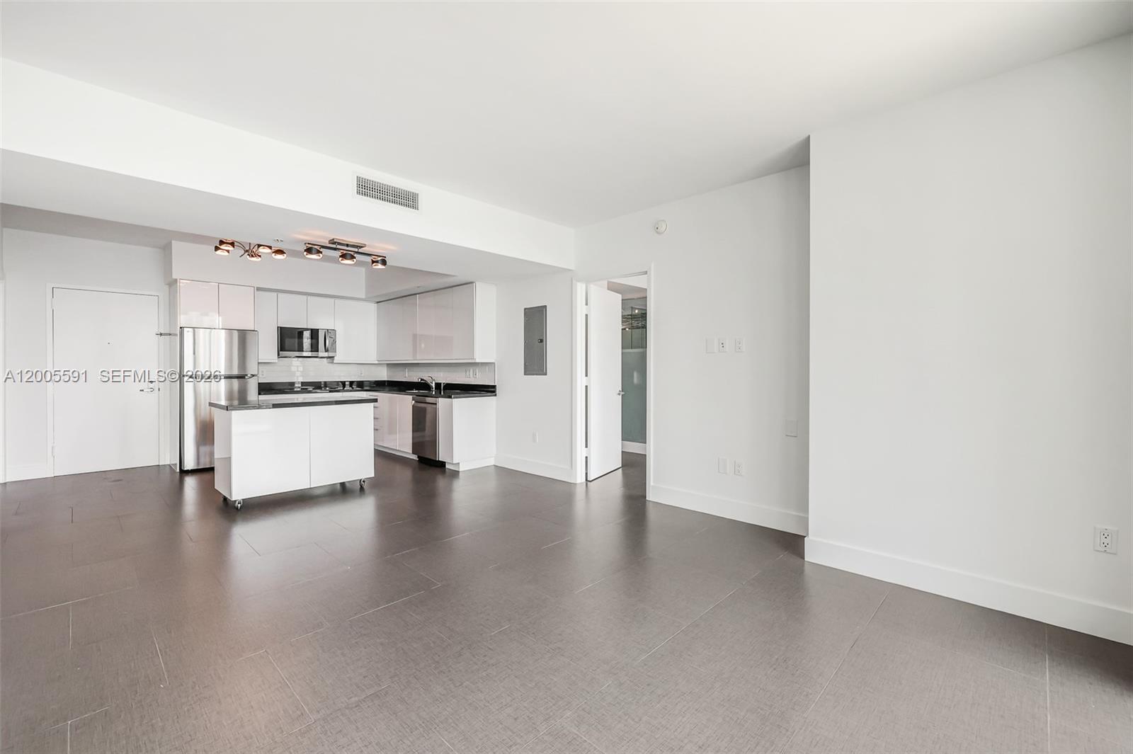 92 Southwest 3rd Street, Unit 2212 Miami, FL 33130 - Photo 16 of 50