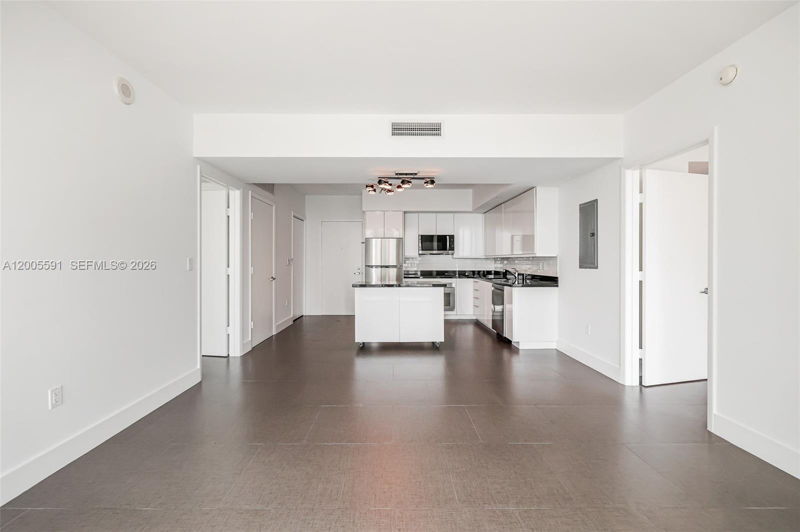 92 Southwest 3rd Street, Unit 2212 Miami, FL 33130 - Photo 17 of 50
