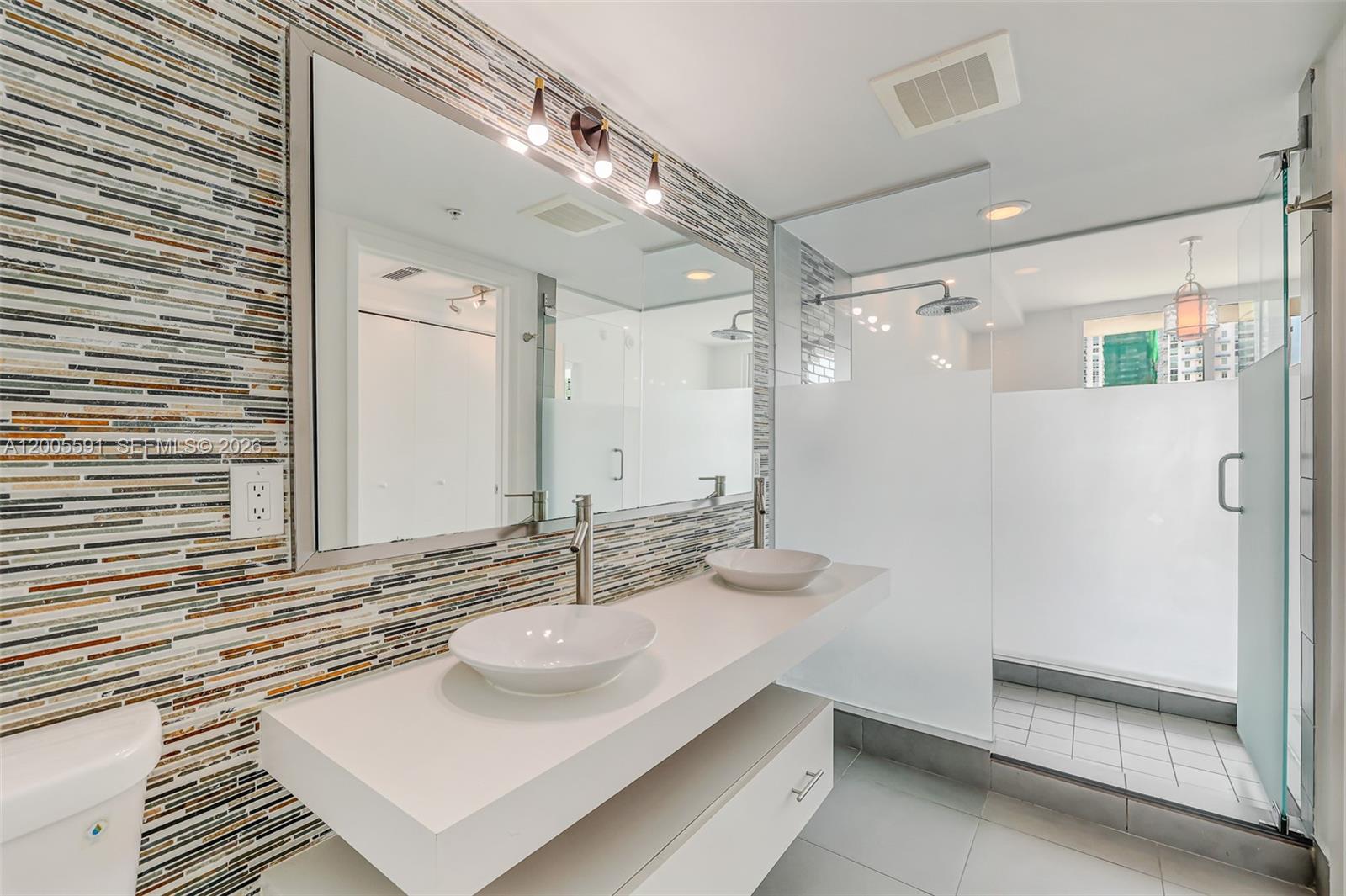 92 Southwest 3rd Street, Unit 2212 Miami, FL 33130 - Photo 28 of 50
