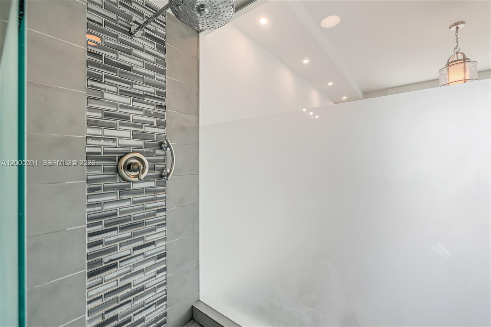 92 Southwest 3rd Street, Unit 2212 Miami, FL 33130 - Photo 29 of 50