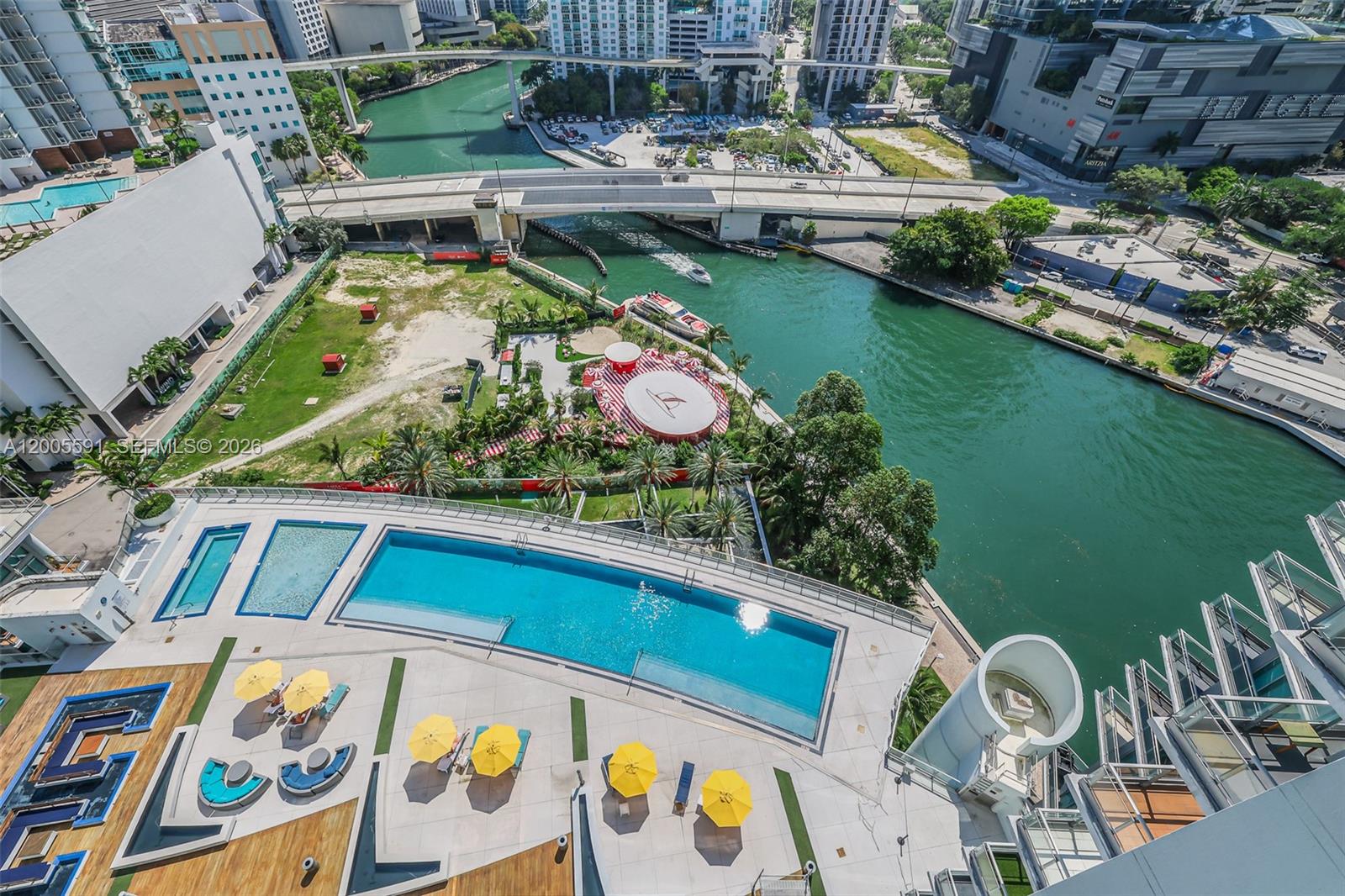 92 Southwest 3rd Street, Unit 2212 Miami, FL 33130 - Photo 44 of 50