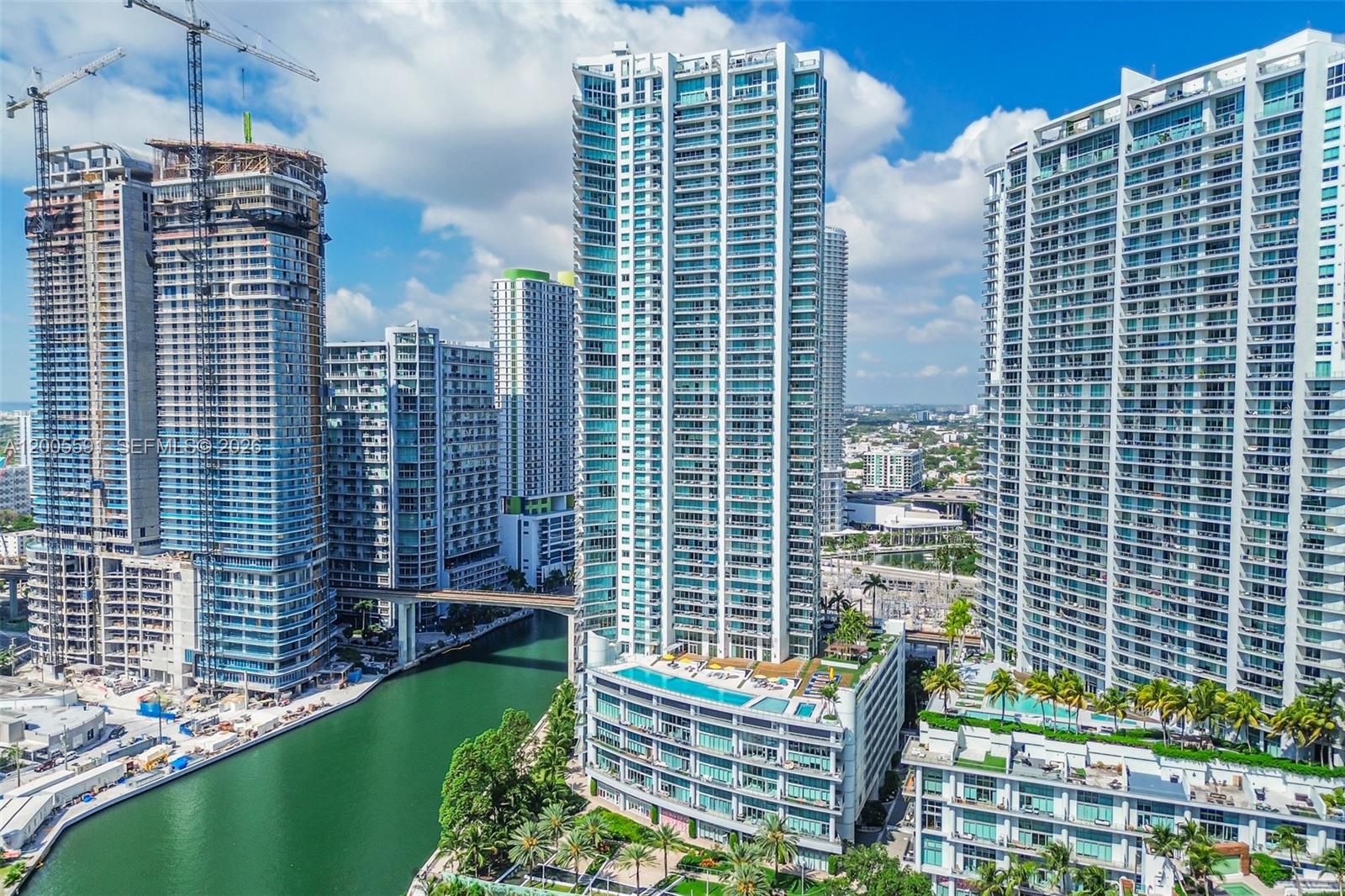 92 Southwest 3rd Street, Unit 2212 Miami, FL 33130 - Photo 6 of 50