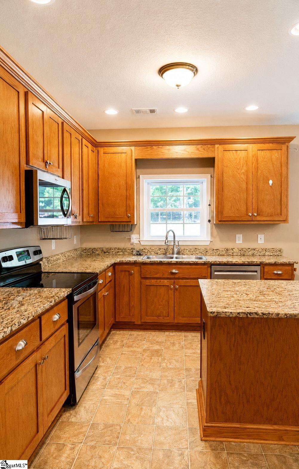 339 French Road Honea Path, SC 29654 - Photo 10 of 32