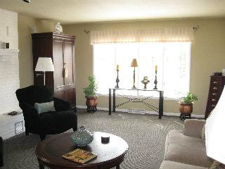 3451 Section Road Lambertville, MI 48144 - Photo 16 of 20 Family room