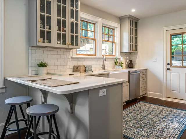 $799,995 | 60 Dorchester Avenue, Asheville, NC 28806