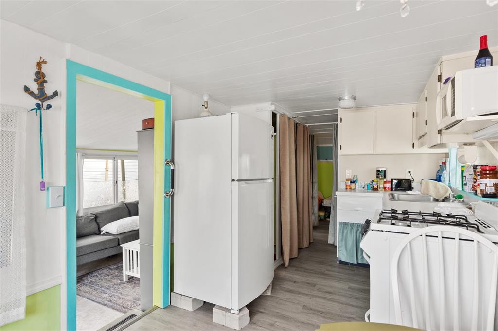 10315 Cortez Road West, Unit 624 Bradenton, FL 34210 - Photo 5 of 15