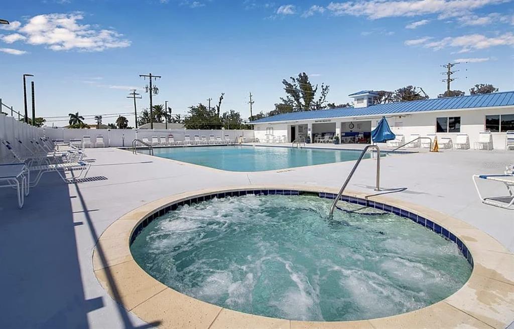 10315 Cortez Road West, Unit 624 Bradenton, FL 34210 - Photo 9 of 15