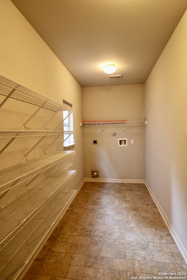 7 Claybrook San Antonio, TX 78254 - Photo 5 of 21 a view of empty room