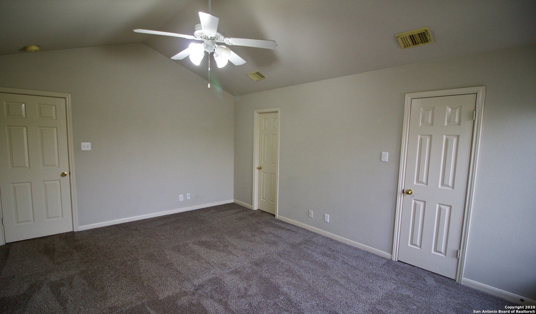 7 Claybrook San Antonio, TX 78254 - Photo 10 of 21 a view of a livingroom with a chandelier fan