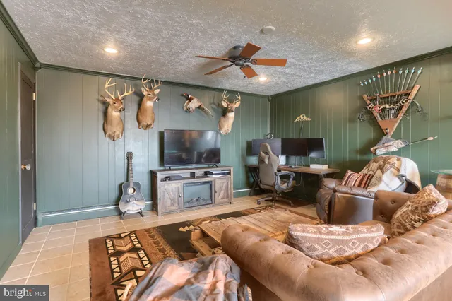 $415,000 | 121 Mimosa Lane, Leesport, PA 19533