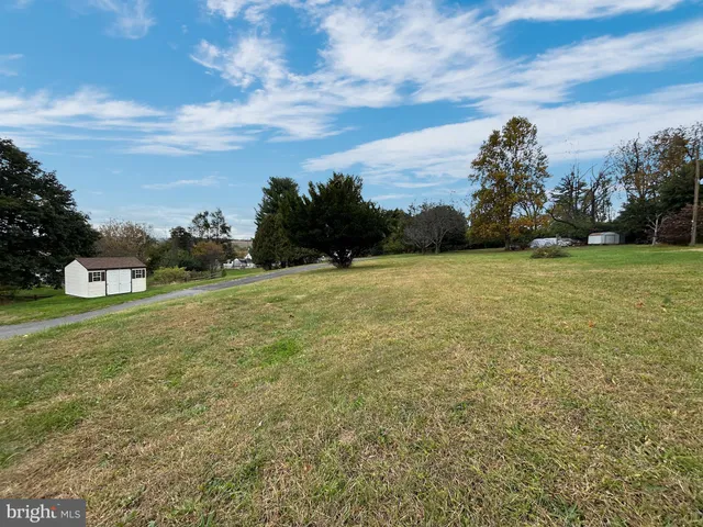 $415,000 | 121 Mimosa Lane, Leesport, PA 19533