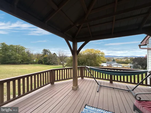 $415,000 | 121 Mimosa Lane, Leesport, PA 19533