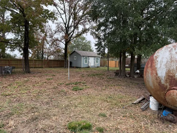 $1,000 | 3003 Vega, Houston, TX 77088