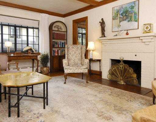 23 Rotherwood Road Newton, MA 02459 - Photo 2 of 4