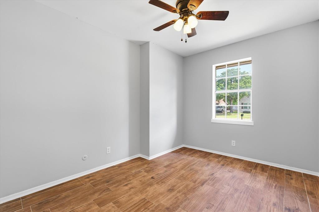 332 Ruth Street Denton, TX 76205 - Photo 15 of 36 Second Bedroom
