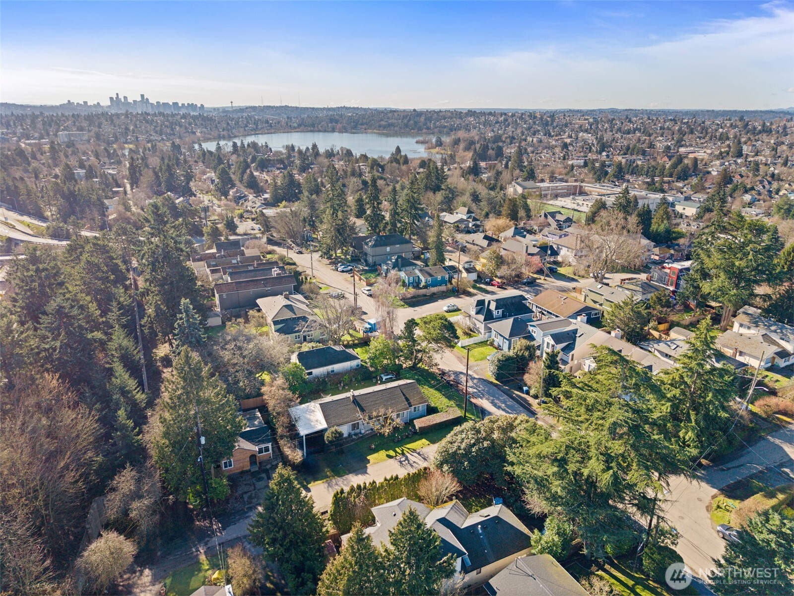 2311 North 88th Street Seattle, WA 98103 - Photo 5 of 23