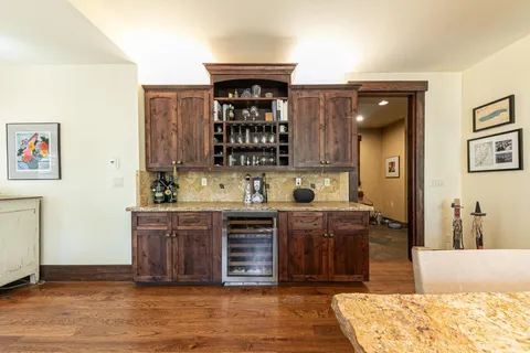 $3,700,000 | 8250 Lahontan Drive, Truckee, CA 96161