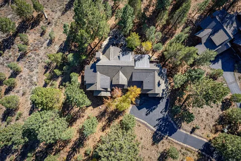 $3,700,000 | 8250 Lahontan Drive, Truckee, CA 96161