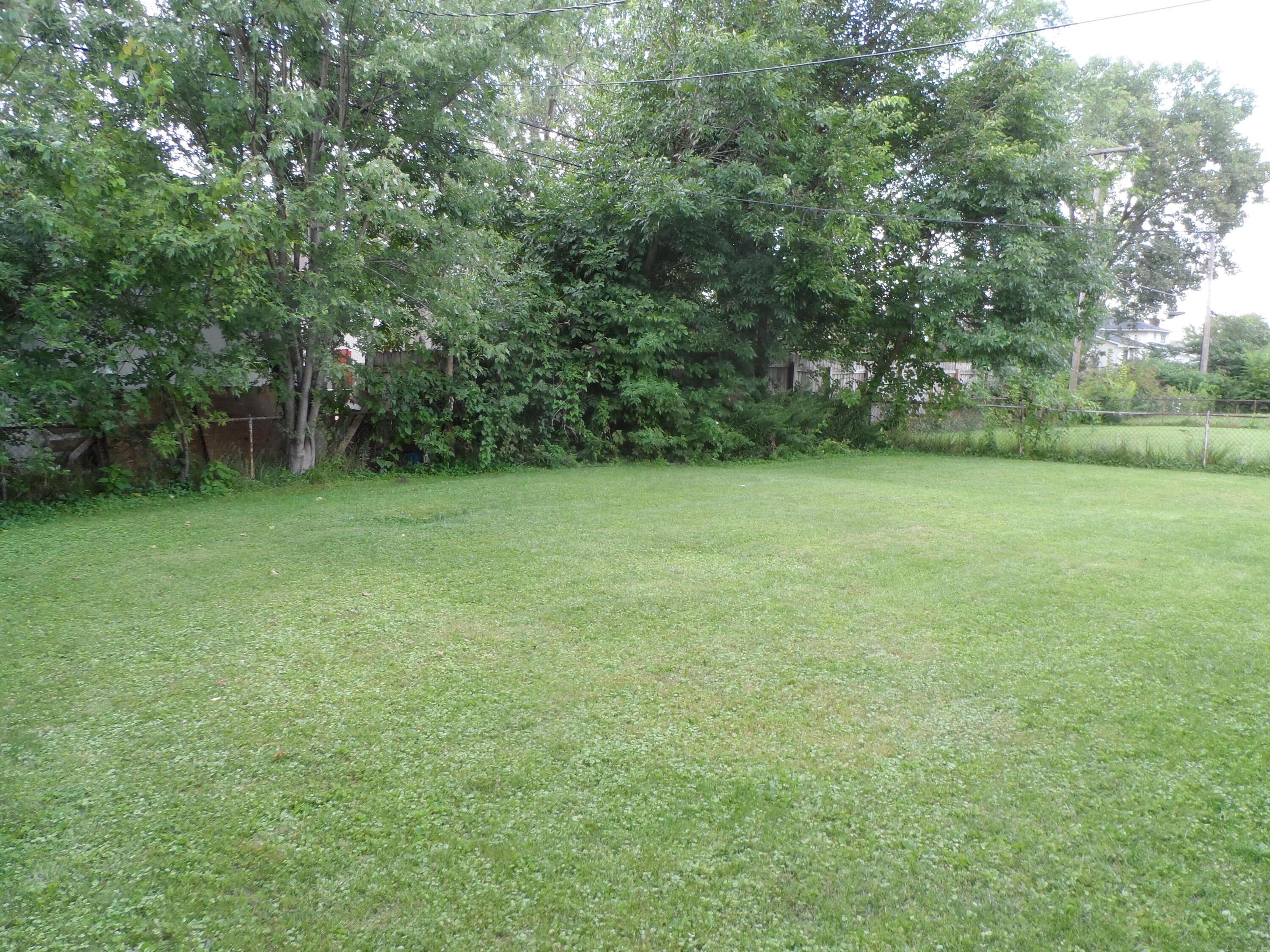 5647 Karl Road Columbus, OH 43229 - Photo 3 of 9 Gallery Image 3