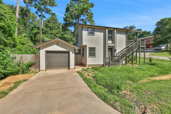 $169,900 | 31 Montego Way, Point Blank, TX 77364