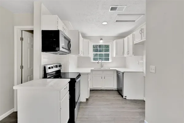 $179,900 | 31 Montego Way, Point Blank, TX 77364