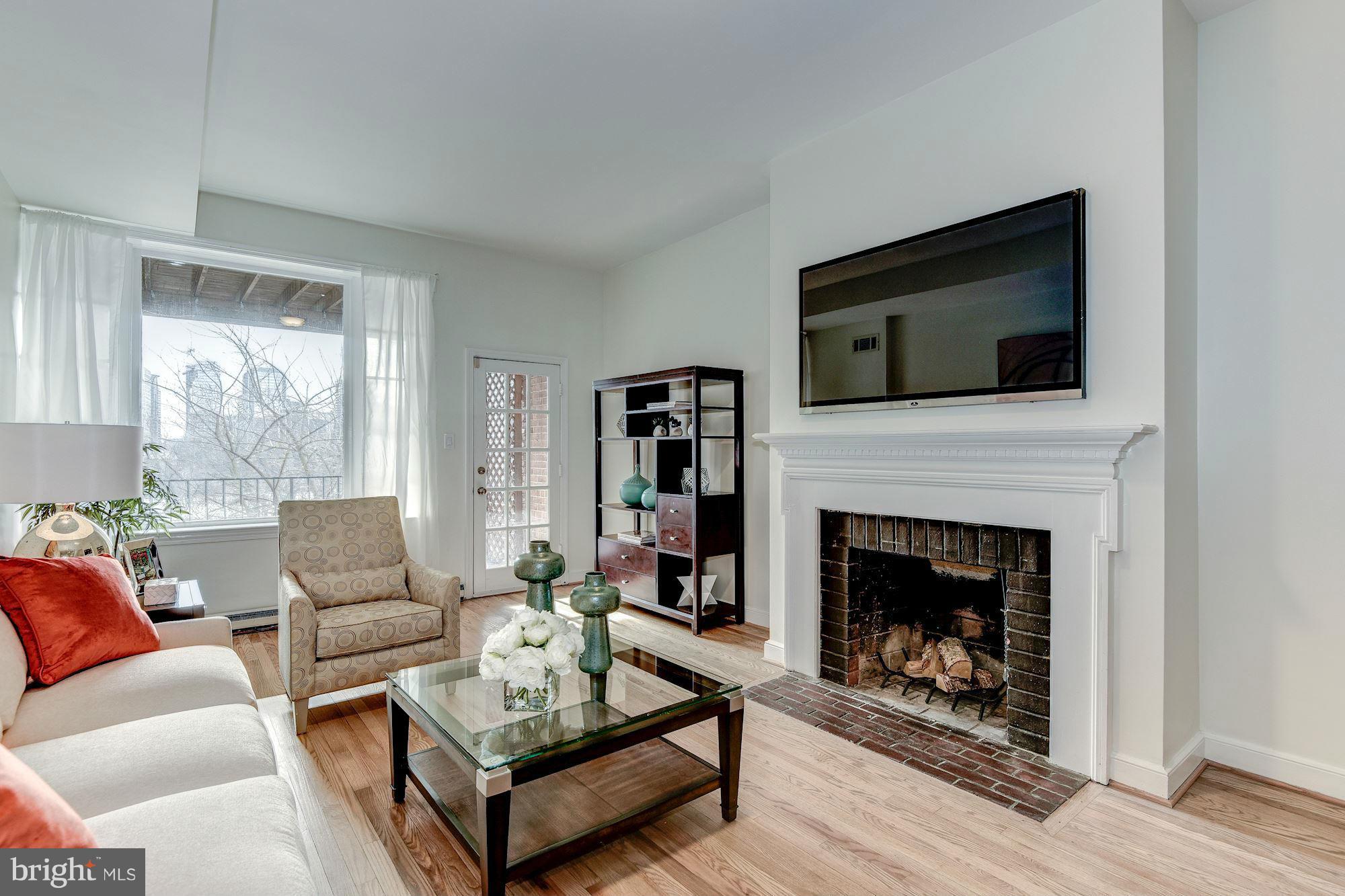 3639 St Mary's Place Northwest Washington, DC 20007 - Photo 8 of 12 Interior (General)