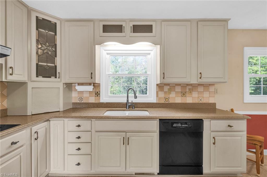 1431 River Road Stoneville, NC 27048 - Photo 11 of 39 Gallery Image 11