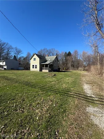 $230,000 | 26958 Schady Road, Olmsted Falls, OH 44138